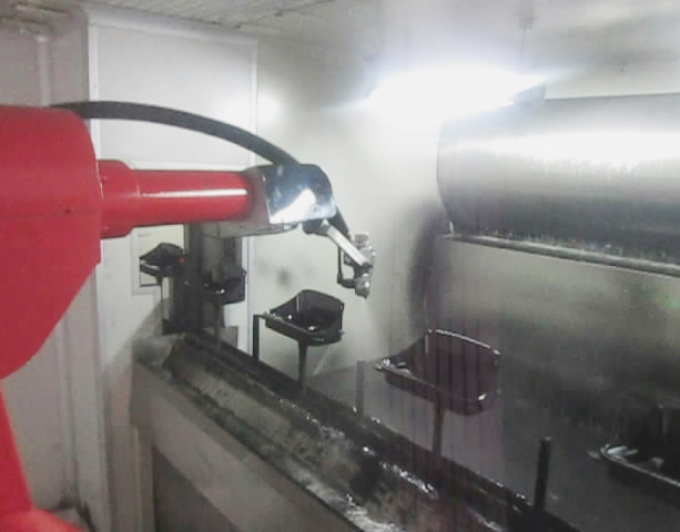 汽車儀表盤自動噴漆機(jī)器人